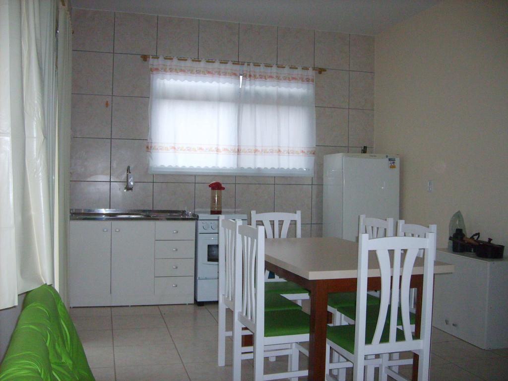 Temporadas Tomelin Apartment Balneario Barra do Sul Exterior photo